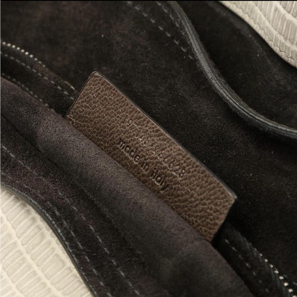 Yves Saint Laurent Muse Handbag in Lizard Embossed Leather and Suede - Picture 4 of 6